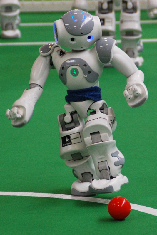Fünf Roboter müsst ihr sein: B-Human holen sich fünften Europameistertitel im Roboterfußball in Folge | Universität Bremen/DFKI GmbH