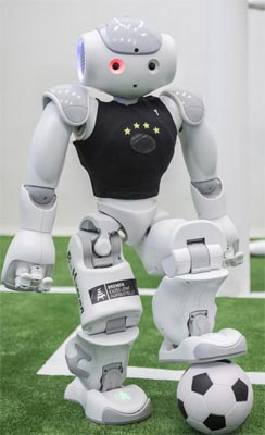 Kicken um den Titel – Bremer Team B-Human auf der RoboCup-WM 2016 | DFKI GmbH / Universität Bremen, Foto: Annemarie Hirth